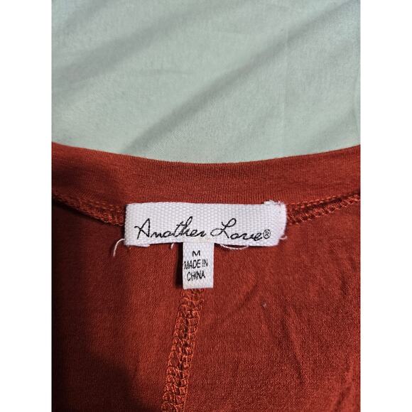 Another love medium women's tie front burnt orange tshirt - Picture 5 of 9